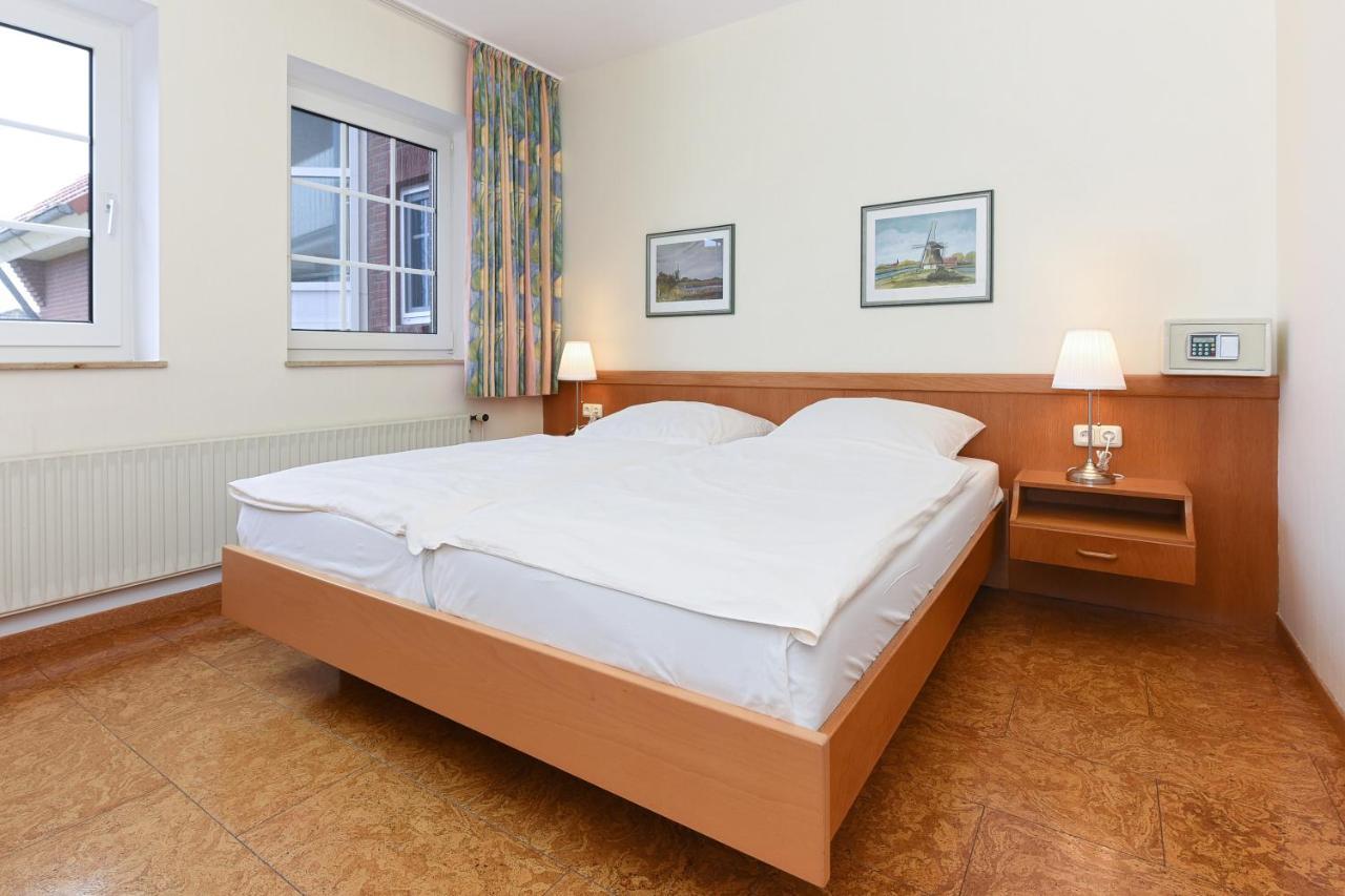 Hotel-Pension Stoertebeker Бензерзиль Экстерьер фото